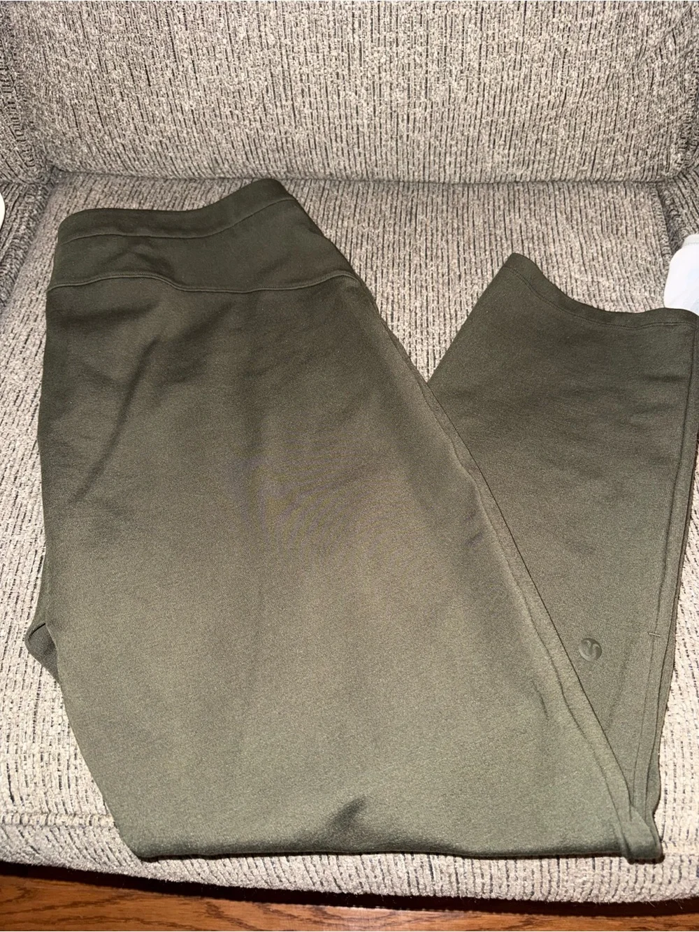 Lululemon Olive Green “On The Move” pant Size 10